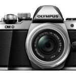 Olympus OM-D E-M10 Mark II Camera + 14-42mm II R zwart