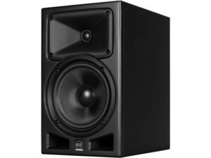 RCF Ayra Pro 8 Kopen? (2022) | IIAV.NL